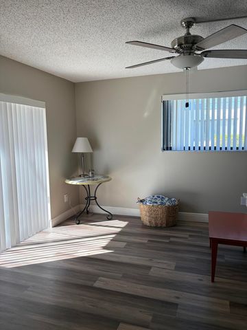 4591 E Holly Lake Drive, Lake Worth, FL 33463