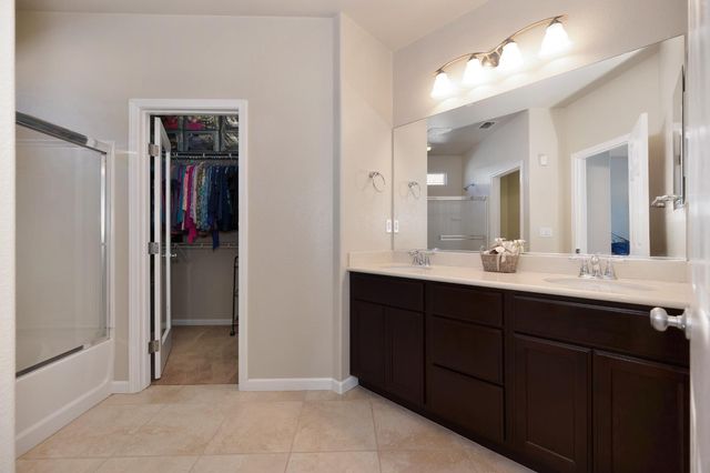 4038 Pinoche Peak Way, Rancho Cordova, CA 95742