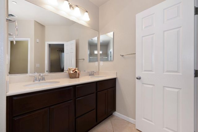 4038 Pinoche Peak Way, Rancho Cordova, CA 95742