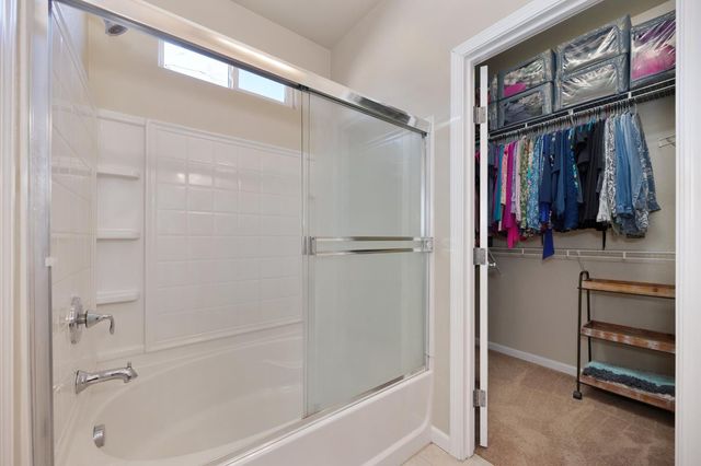 4038 Pinoche Peak Way, Rancho Cordova, CA 95742