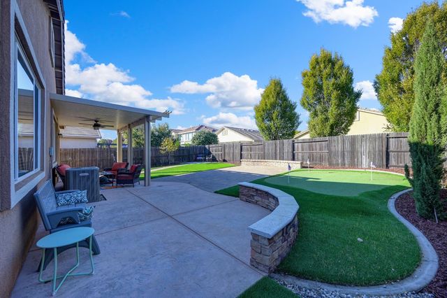 4038 Pinoche Peak Way, Rancho Cordova, CA 95742