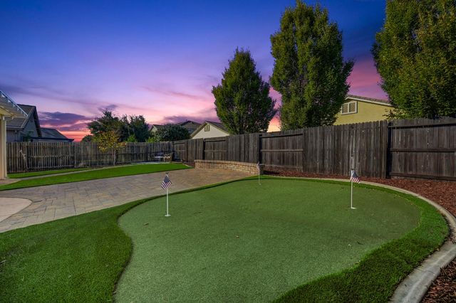 4038 Pinoche Peak Way, Rancho Cordova, CA 95742