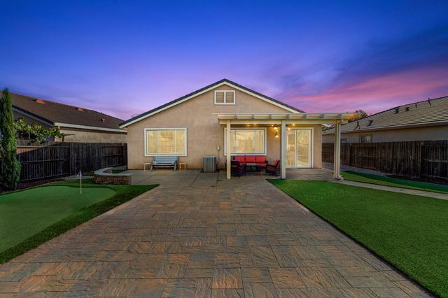 4038 Pinoche Peak Way, Rancho Cordova, CA 95742