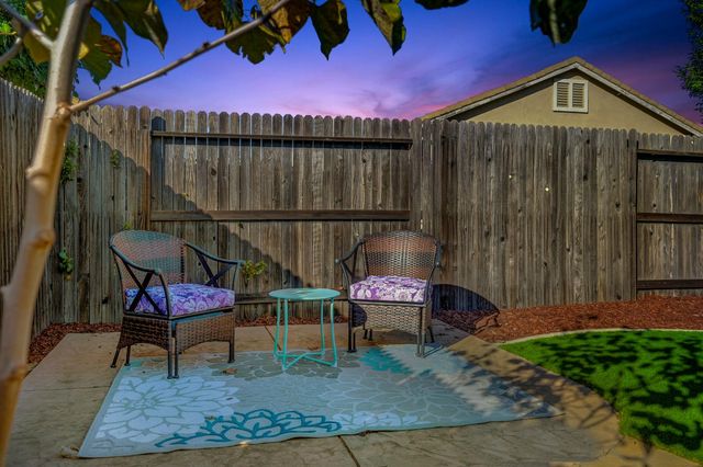 4038 Pinoche Peak Way, Rancho Cordova, CA 95742