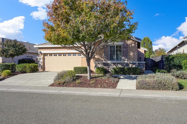 4038 Pinoche Peak Way, Rancho Cordova, CA 95742