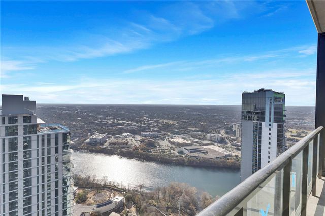 610 Davis ST 5003, Austin, TX 78701