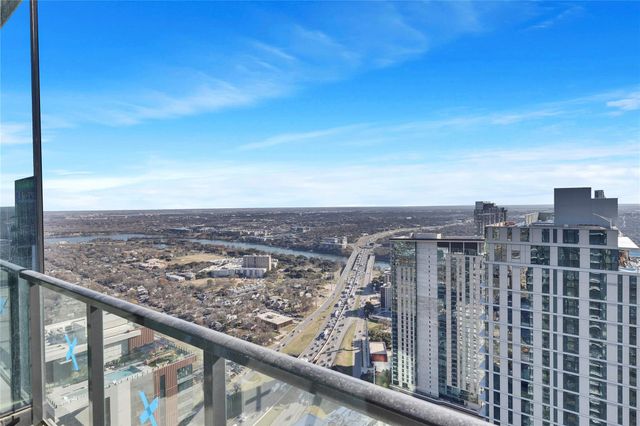 610 Davis ST 5003, Austin, TX 78701