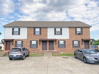 2550 Old Russellville Pike #1, Clarksville, TN 37040