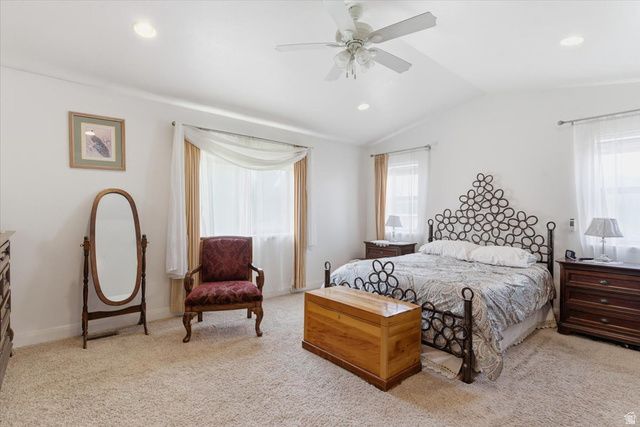 6237 W 4600 S, Hooper, UT 84315