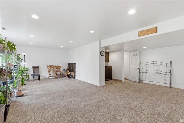 6237 W 4600 S, Hooper, UT 84315
