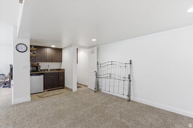 6237 W 4600 S, Hooper, UT 84315