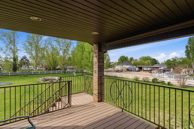 6237 W 4600 S, Hooper, UT 84315