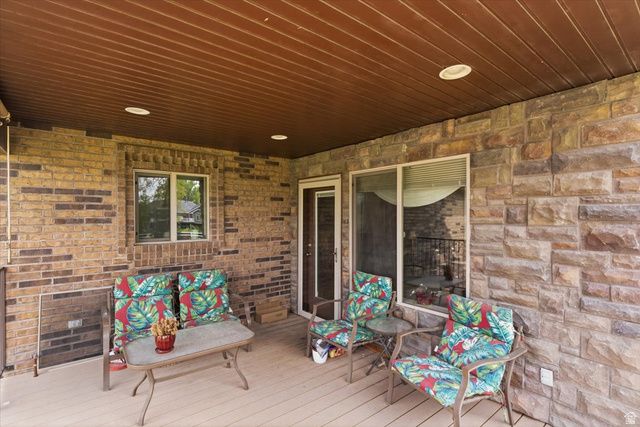 6237 W 4600 S, Hooper, UT 84315
