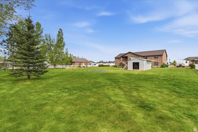 6237 W 4600 S, Hooper, UT 84315