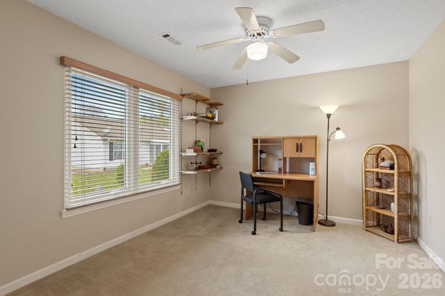 551 Woodfield Lane, Hendersonville, NC 28791