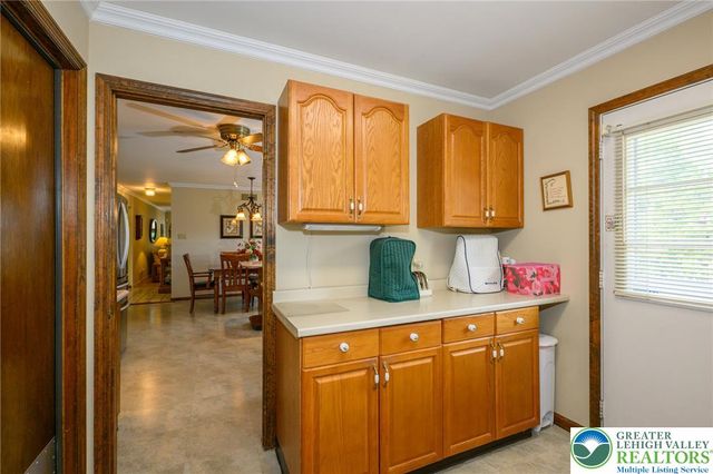 385 Apollo Drive, Bethlehem City, PA 18017