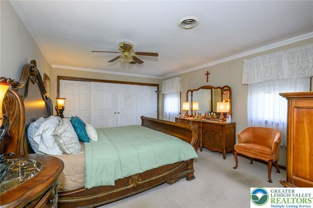 385 Apollo Drive, Bethlehem City, PA 18017