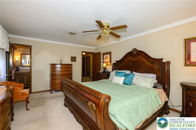 385 Apollo Drive, Bethlehem City, PA 18017