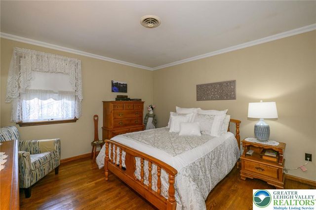 385 Apollo Drive, Bethlehem City, PA 18017