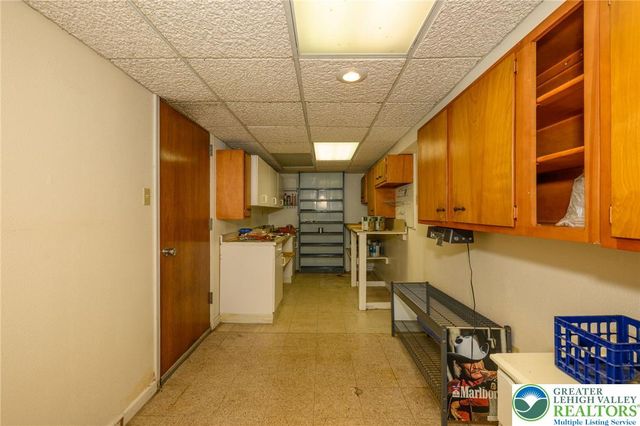 385 Apollo Drive, Bethlehem City, PA 18017