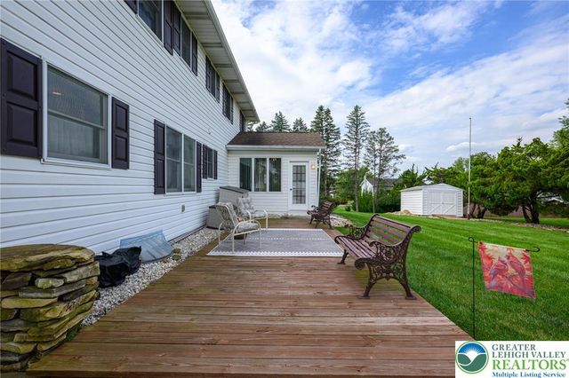 385 Apollo Drive, Bethlehem City, PA 18017