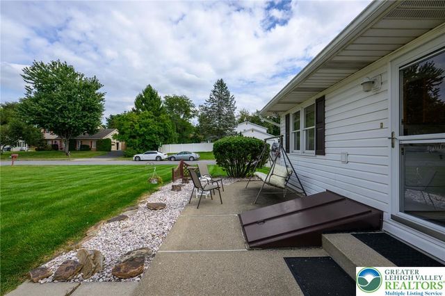 385 Apollo Drive, Bethlehem City, PA 18017