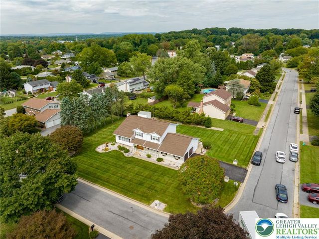 385 Apollo Drive, Bethlehem City, PA 18017