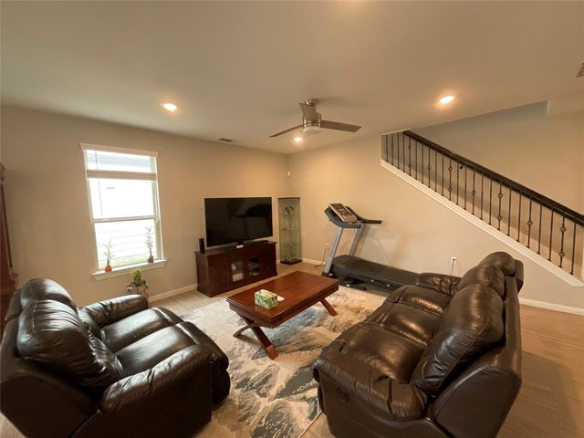 5425 Durango PASS, Austin, TX 78724