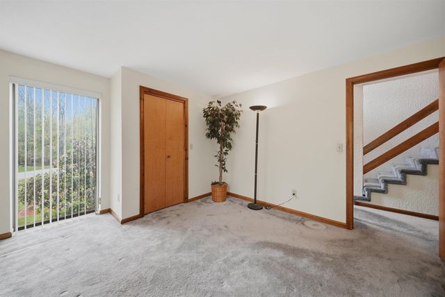 35 Pilgrim Circle, Hampstead, NH 03826