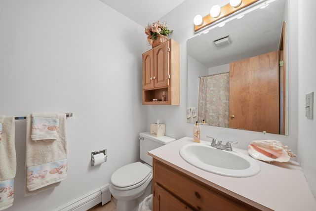 35 Pilgrim Circle, Hampstead, NH 03826