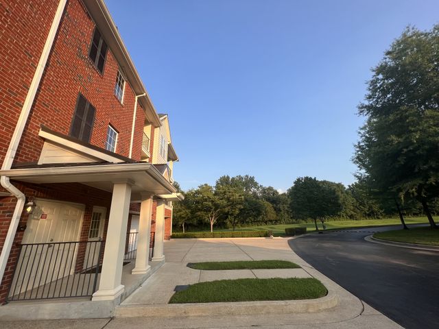 3201 Aspen Grove Dr Apt D3, Franklin, TN 37067