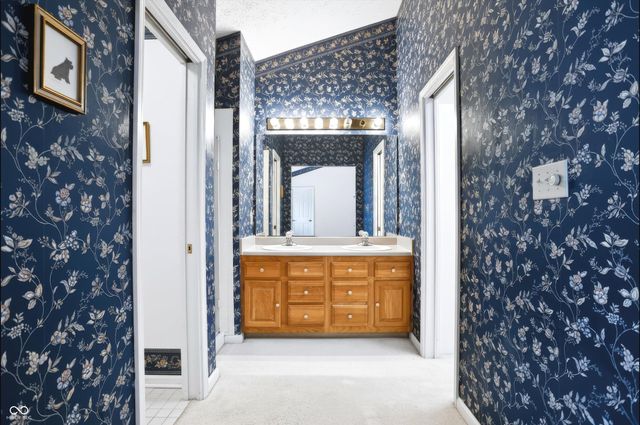 295 Carriage Court, Franklin, IN 46131