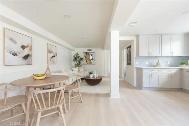 210 N Naomi, Burbank, CA 91505
