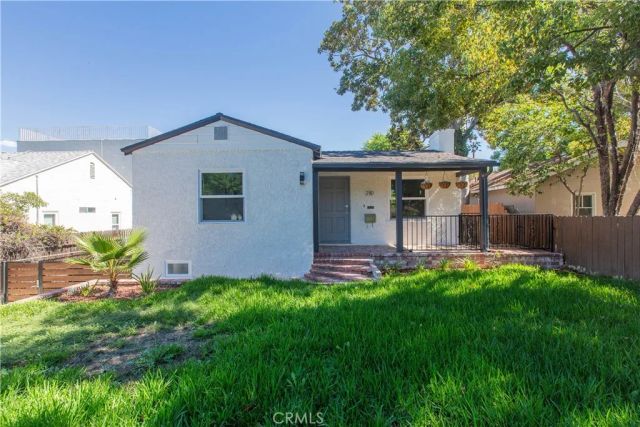 210 N Naomi, Burbank, CA 91505