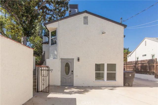 210 N Naomi, Burbank, CA 91505