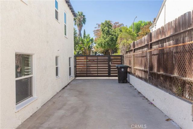 210 N Naomi, Burbank, CA 91505