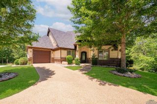 4010 Falls Creek Dr, Longview, TX 75605