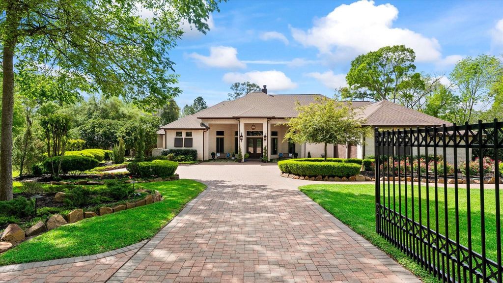 18703 Palm Beach Boulevard, Conroe, TX 77356