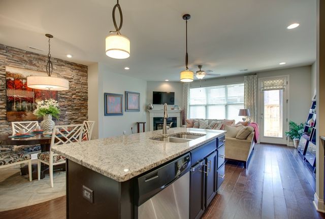 2005 Bungalow Dr, Thompsons Station, TN 37179