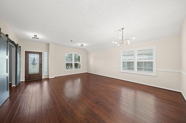 4926 Quiet Canyon Drive, Friendswood, TX 77546