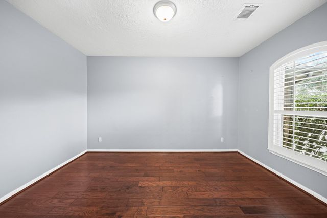 4926 Quiet Canyon Drive, Friendswood, TX 77546