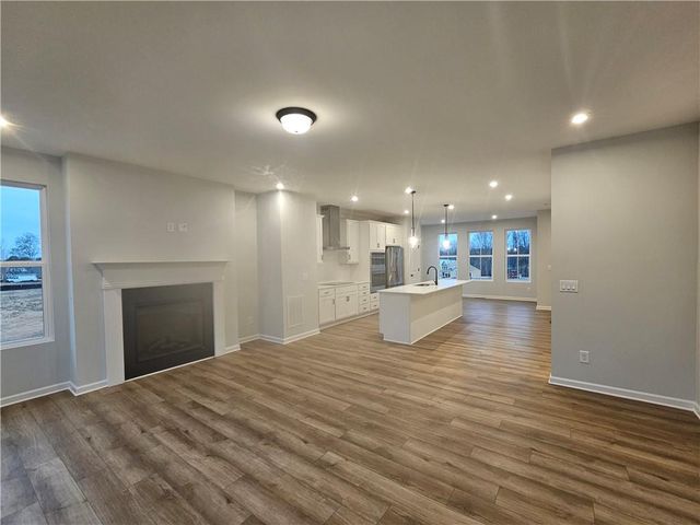 2859 Beacon Bend Crossing, Lawrenceville, GA 30043