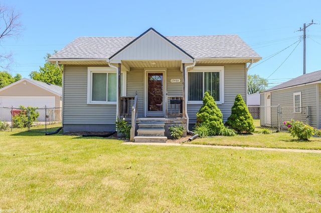 22488 Piper Avenue, Eastpointe, MI 48021