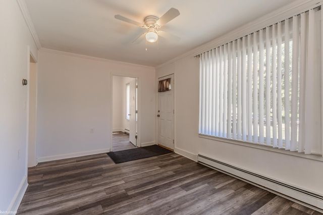 22488 Piper Avenue, Eastpointe, MI 48021