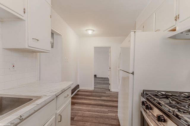 22488 Piper Avenue, Eastpointe, MI 48021