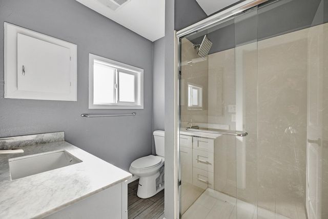 1464 35Th Ave, Oakland, CA 94601