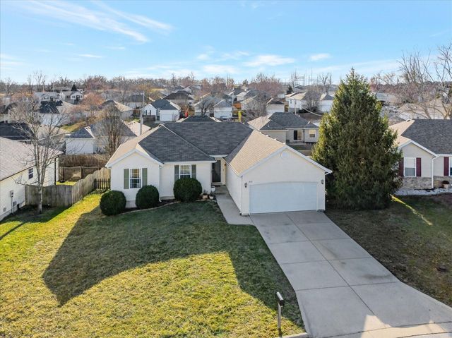 406 W Chestnut Road, Nixa, MO 65714