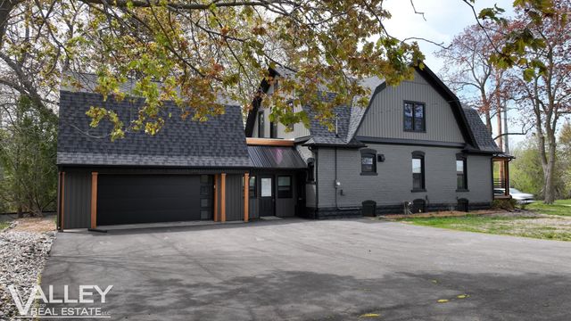 175 W Washington Street, Tittabawassee Twp, MI 48623
