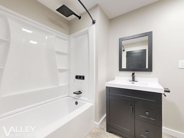 175 W Washington Street, Tittabawassee Twp, MI 48623