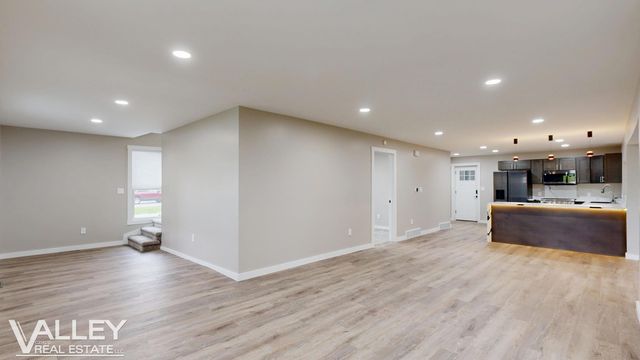 175 W Washington Street, Tittabawassee Twp, MI 48623